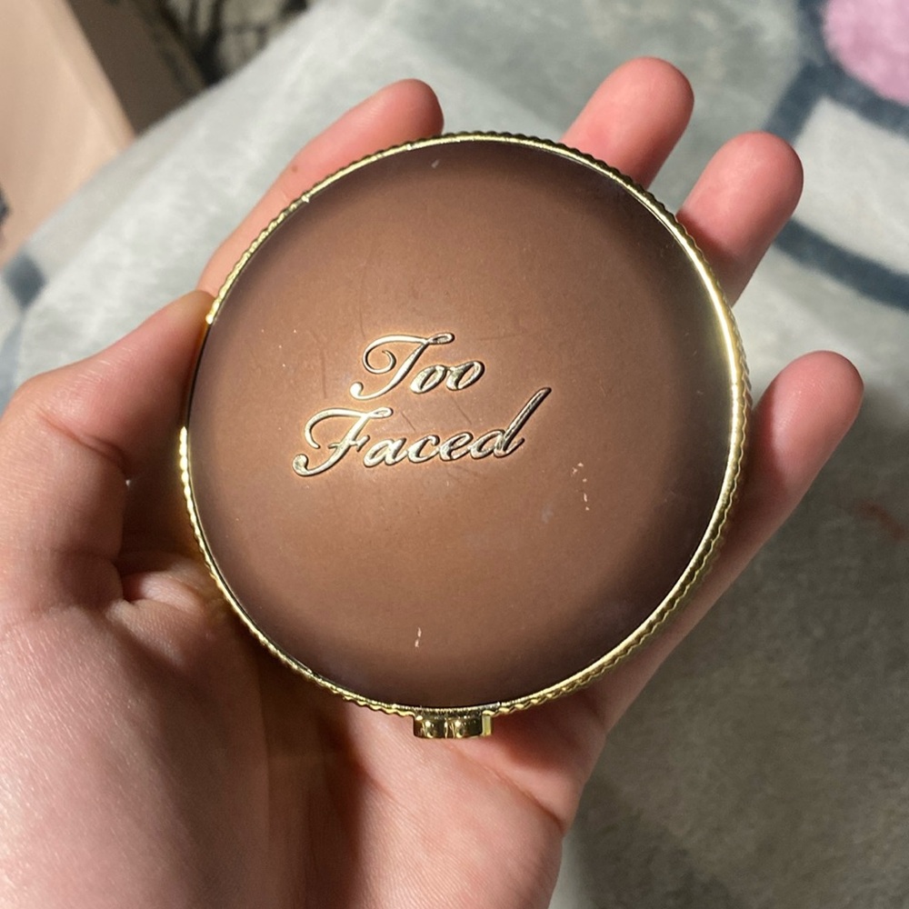 Too Faced matter bronzer - Soleil A92 Dark Chocolate 8 g / 0.28 oz